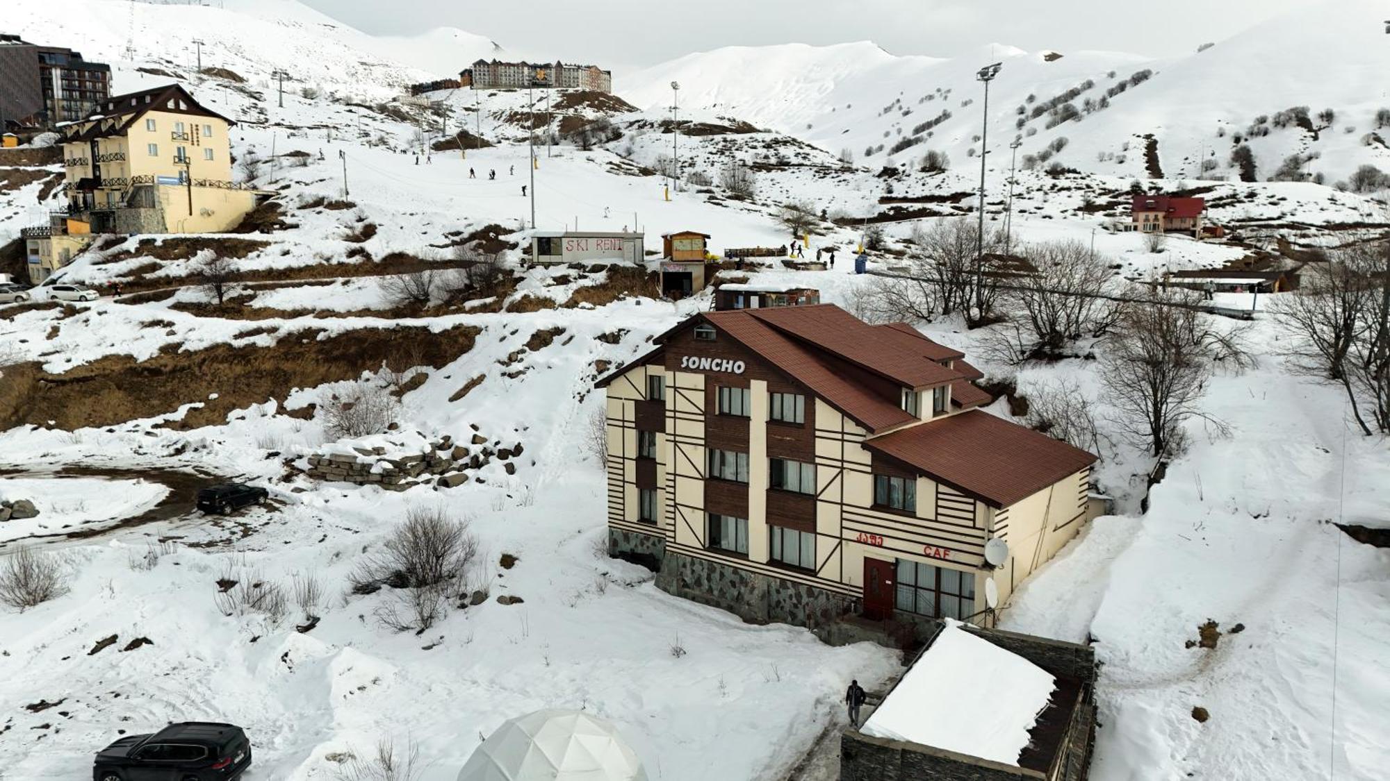 Soncho Gudauri Hotel Buitenkant foto